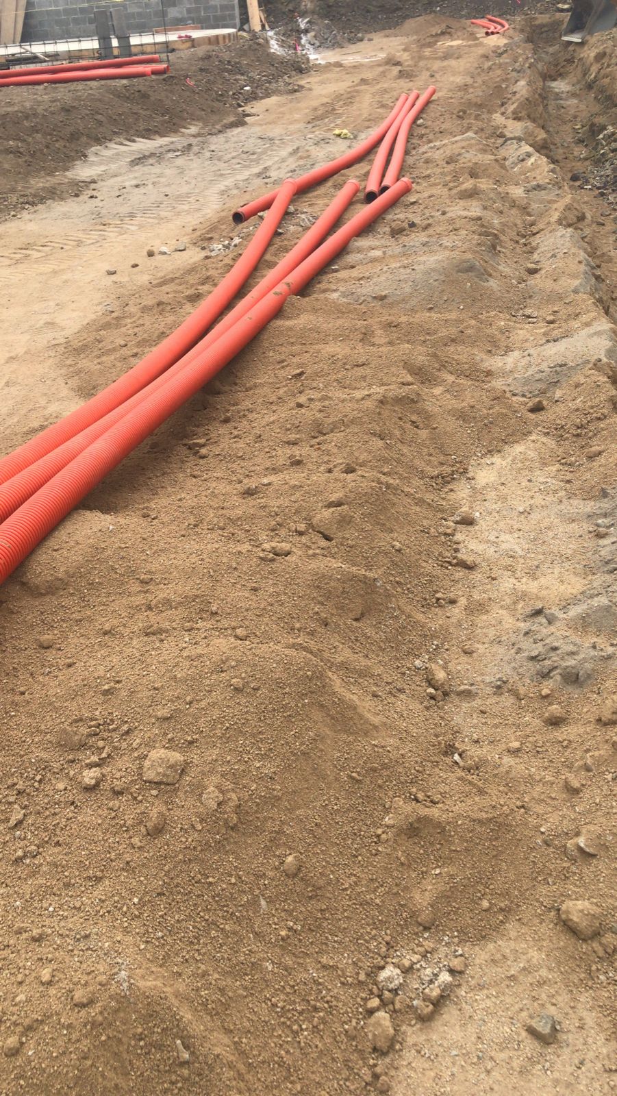 Ductos electromecánicos en Multi IV Otañez Kenit